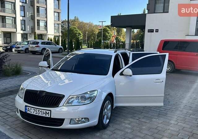 Белый Шкода Октавия, объемом двигателя 1.2 л и пробегом 235 тыс. км за 6900 $, фото 8 на Automoto.ua
