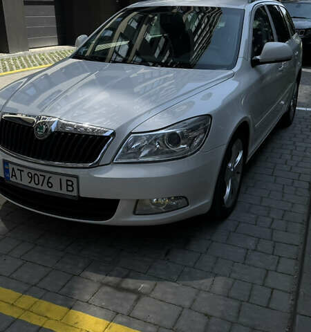 Белый Шкода Октавия, объемом двигателя 1.97 л и пробегом 265 тыс. км за 8300 $, фото 24 на Automoto.ua