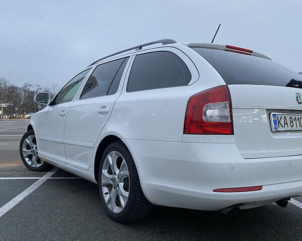Білий Шкода Октавія, об'ємом двигуна 1.6 л та пробігом 270 тис. км за 8500 $, фото 5 на Automoto.ua