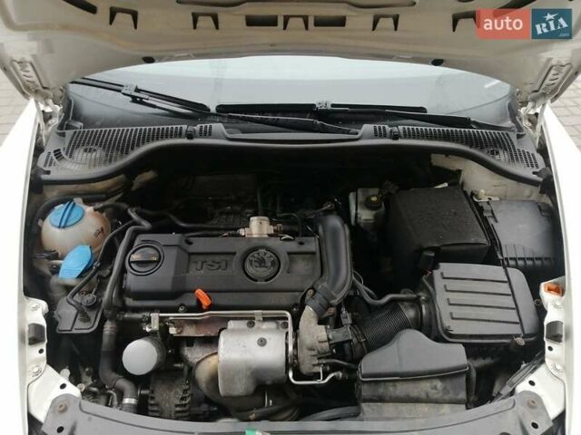 Белый Шкода Октавия, объемом двигателя 1.39 л и пробегом 205 тыс. км за 6899 $, фото 23 на Automoto.ua