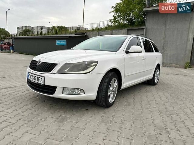 Белый Шкода Октавия, объемом двигателя 1.6 л и пробегом 295 тыс. км за 7200 $, фото 9 на Automoto.ua
