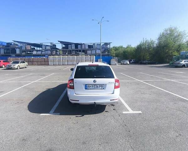 Білий Шкода Октавія, об'ємом двигуна 1.39 л та пробігом 250 тис. км за 7500 $, фото 22 на Automoto.ua