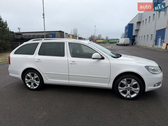 Белый Шкода Октавия, объемом двигателя 1.8 л и пробегом 231 тыс. км за 9100 $, фото 10 на Automoto.ua