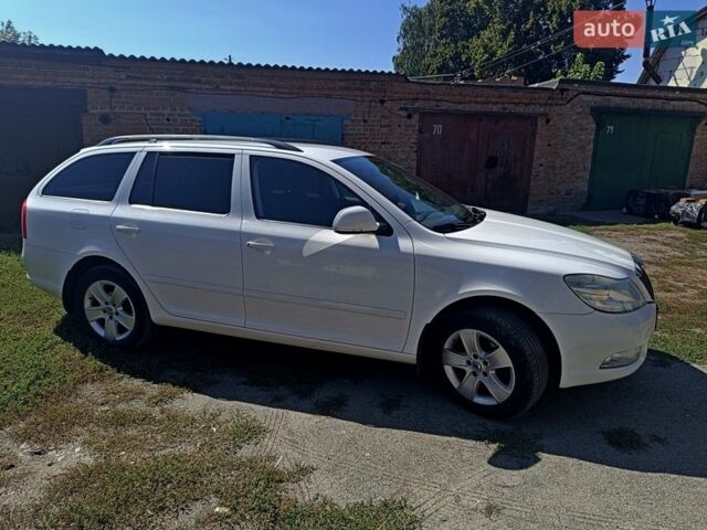 Белый Шкода Октавия, объемом двигателя 1.6 л и пробегом 268 тыс. км за 7770 $, фото 4 на Automoto.ua