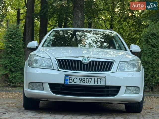 Білий Шкода Октавія, об'ємом двигуна 1.99 л та пробігом 276 тис. км за 9300 $, фото 22 на Automoto.ua
