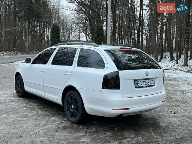 Белый Шкода Октавия, объемом двигателя 1.6 л и пробегом 299 тыс. км за 6999 $, фото 21 на Automoto.ua