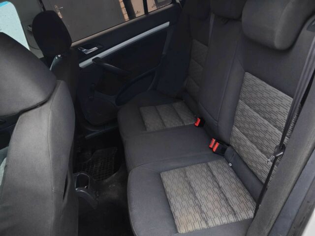 Білий Шкода Октавія, об'ємом двигуна 1.6 л та пробігом 330 тис. км за 6700 $, фото 14 на Automoto.ua