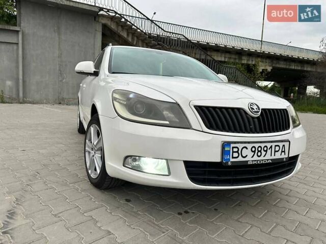 Белый Шкода Октавия, объемом двигателя 1.6 л и пробегом 295 тыс. км за 7200 $, фото 24 на Automoto.ua