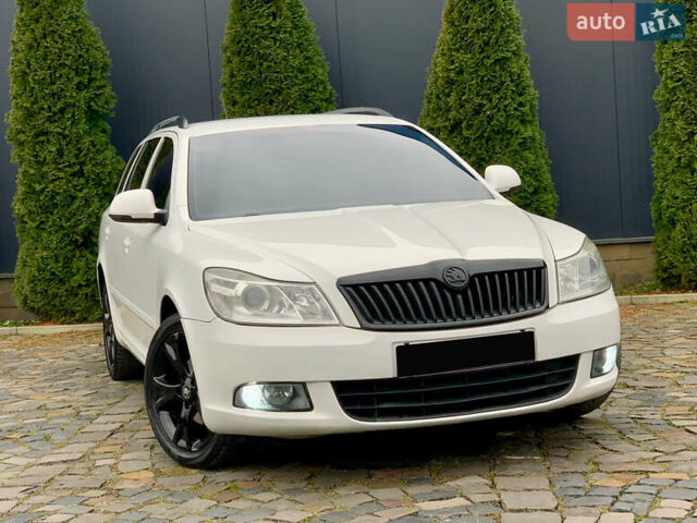 Белый Шкода Октавия, объемом двигателя 1.6 л и пробегом 271 тыс. км за 7950 $, фото 1 на Automoto.ua