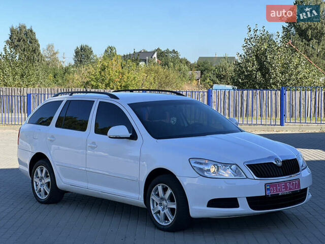 Белый Шкода Октавия, объемом двигателя 1.6 л и пробегом 261 тыс. км за 7150 $, фото 11 на Automoto.ua