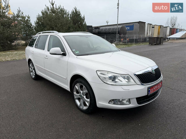 Белый Шкода Октавия, объемом двигателя 1.8 л и пробегом 231 тыс. км за 9100 $, фото 8 на Automoto.ua