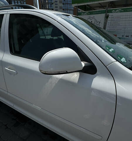 Белый Шкода Октавия, объемом двигателя 1.97 л и пробегом 265 тыс. км за 8300 $, фото 22 на Automoto.ua