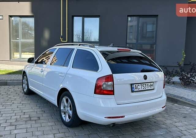 Белый Шкода Октавия, объемом двигателя 1.2 л и пробегом 235 тыс. км за 6900 $, фото 19 на Automoto.ua