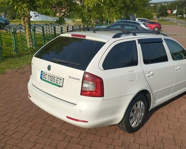 Белый Шкода Октавия, объемом двигателя 1.6 л и пробегом 365 тыс. км за 6900 $, фото 8 на Automoto.ua