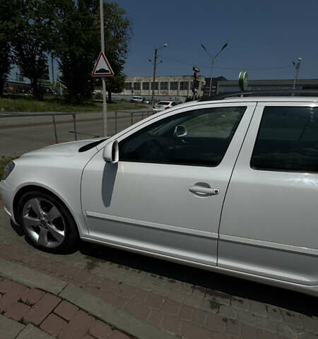 Белый Шкода Октавия, объемом двигателя 1.97 л и пробегом 265 тыс. км за 8300 $, фото 14 на Automoto.ua