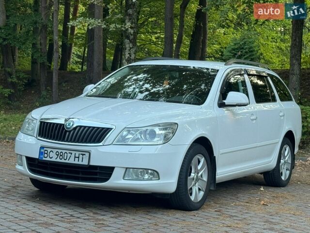Білий Шкода Октавія, об'ємом двигуна 1.99 л та пробігом 276 тис. км за 9300 $, фото 17 на Automoto.ua