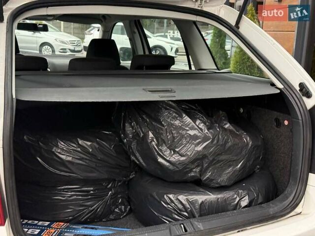 Білий Шкода Октавія, об'ємом двигуна 1.8 л та пробігом 208 тис. км за 8691 $, фото 37 на Automoto.ua