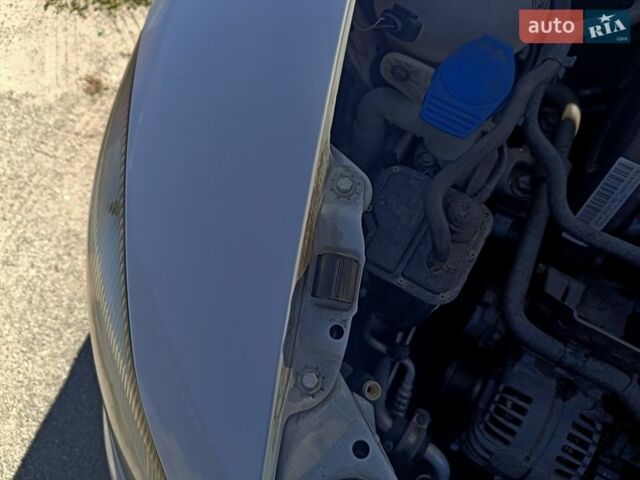 Белый Шкода Октавия, объемом двигателя 1.6 л и пробегом 268 тыс. км за 7770 $, фото 20 на Automoto.ua