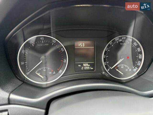 Білий Шкода Октавія, об'ємом двигуна 1.4 л та пробігом 213 тис. км за 8700 $, фото 16 на Automoto.ua