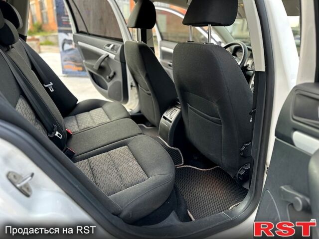 Белый Шкода Октавия, объемом двигателя 1.8 л и пробегом 266 тыс. км за 7800 $, фото 8 на Automoto.ua