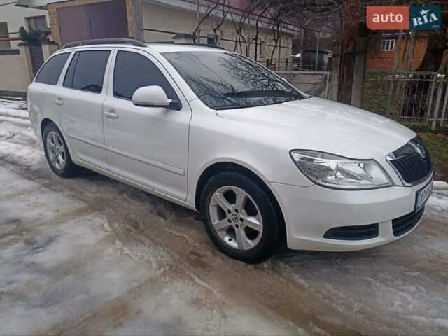 Білий Шкода Октавія, об'ємом двигуна 1.6 л та пробігом 263 тис. км за 6850 $, фото 32 на Automoto.ua
