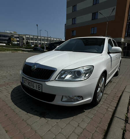 Белый Шкода Октавия, объемом двигателя 1.97 л и пробегом 265 тыс. км за 8300 $, фото 33 на Automoto.ua