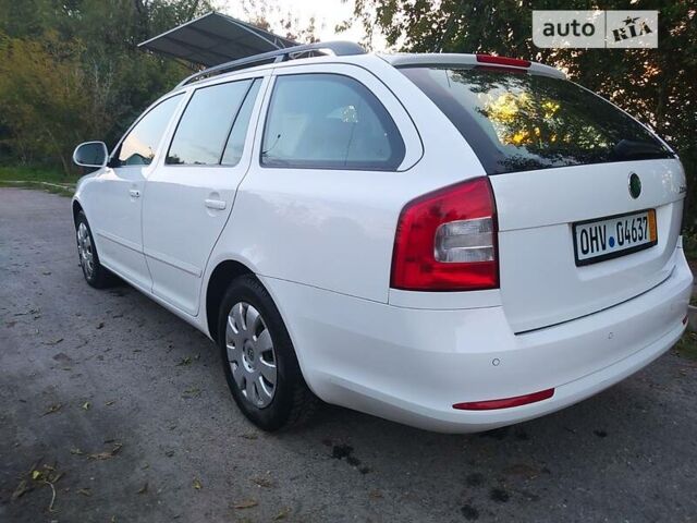 Белый Шкода Октавия, объемом двигателя 1.6 л и пробегом 255 тыс. км за 9100 $, фото 17 на Automoto.ua