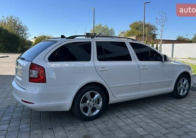 Белый Шкода Октавия, объемом двигателя 1.2 л и пробегом 235 тыс. км за 6900 $, фото 18 на Automoto.ua