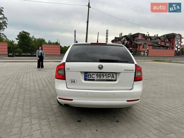 Белый Шкода Октавия, объемом двигателя 1.6 л и пробегом 295 тыс. км за 7200 $, фото 12 на Automoto.ua