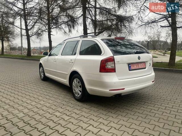 Білий Шкода Октавія, об'ємом двигуна 1.4 л та пробігом 236 тис. км за 8200 $, фото 2 на Automoto.ua