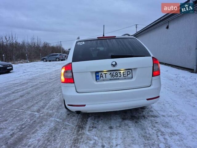 Белый Шкода Октавия, объемом двигателя 2 л и пробегом 290 тыс. км за 8850 $, фото 12 на Automoto.ua