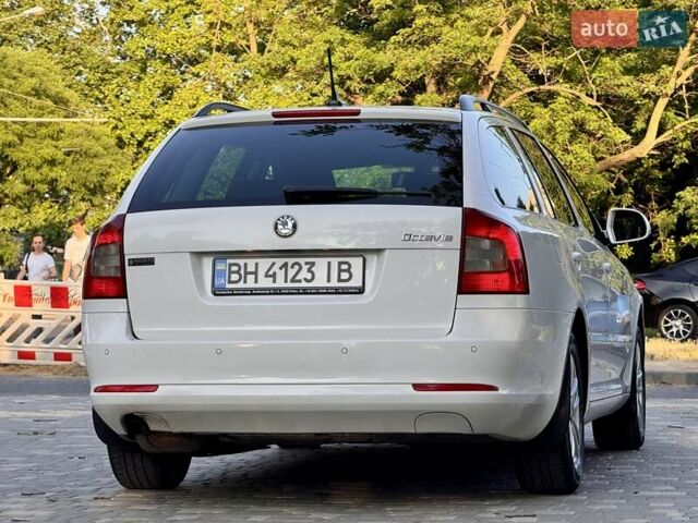 Белый Шкода Октавия, объемом двигателя 1.2 л и пробегом 167 тыс. км за 6999 $, фото 14 на Automoto.ua