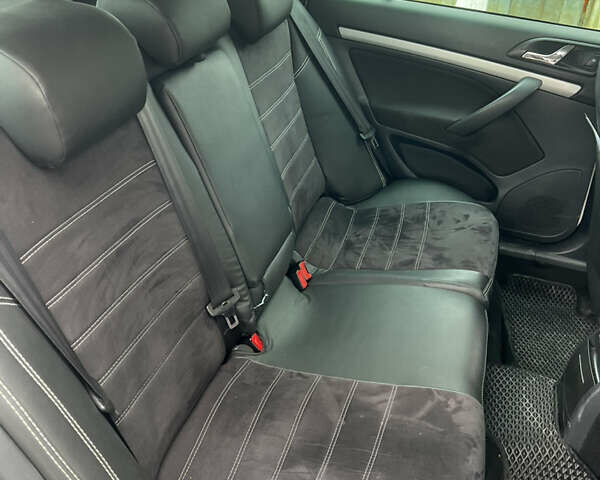 Білий Шкода Октавія, об'ємом двигуна 0 л та пробігом 282 тис. км за 8100 $, фото 2 на Automoto.ua