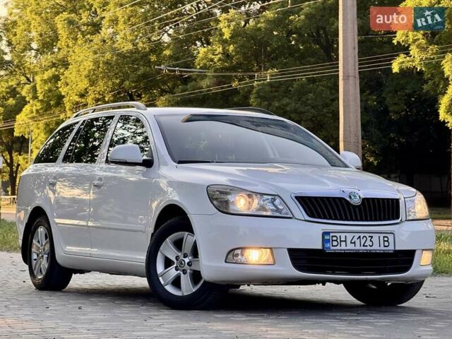 Белый Шкода Октавия, объемом двигателя 1.2 л и пробегом 167 тыс. км за 6999 $, фото 21 на Automoto.ua