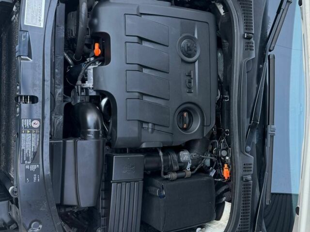 Білий Шкода Октавія, об'ємом двигуна 1.6 л та пробігом 267 тис. км за 7950 $, фото 7 на Automoto.ua