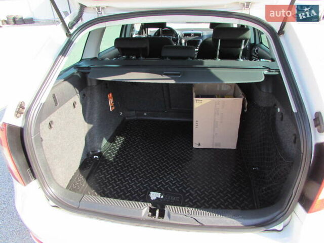 Білий Шкода Октавія, об'ємом двигуна 1.39 л та пробігом 204 тис. км за 8500 $, фото 12 на Automoto.ua