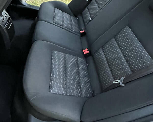 Білий Шкода Октавія, об'ємом двигуна 1.6 л та пробігом 257 тис. км за 7999 $, фото 29 на Automoto.ua