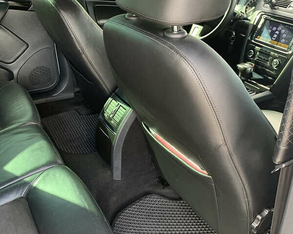 Білий Шкода Октавія, об'ємом двигуна 2 л та пробігом 246 тис. км за 12866 $, фото 28 на Automoto.ua