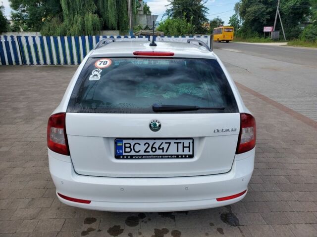 Білий Шкода Октавія, об'ємом двигуна 2 л та пробігом 270 тис. км за 10300 $, фото 8 на Automoto.ua