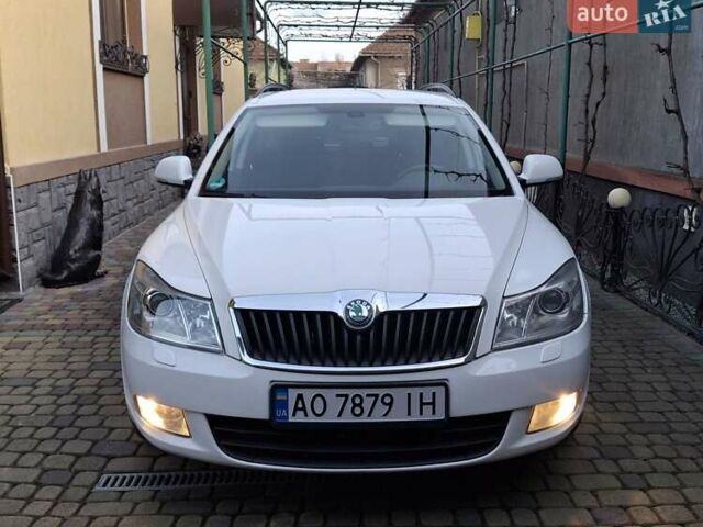 Білий Шкода Октавія, об'ємом двигуна 1.39 л та пробігом 197 тис. км за 7650 $, фото 5 на Automoto.ua