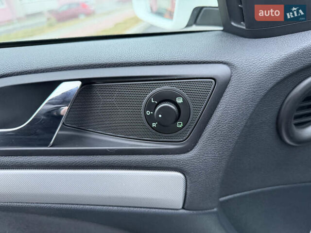 Белый Шкода Октавия, объемом двигателя 1.4 л и пробегом 179 тыс. км за 8555 $, фото 31 на Automoto.ua