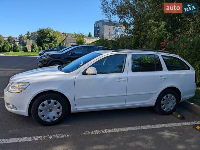 Белый Шкода Октавия, объемом двигателя 1.4 л и пробегом 224 тыс. км за 7300 $, фото 2 на Automoto.ua