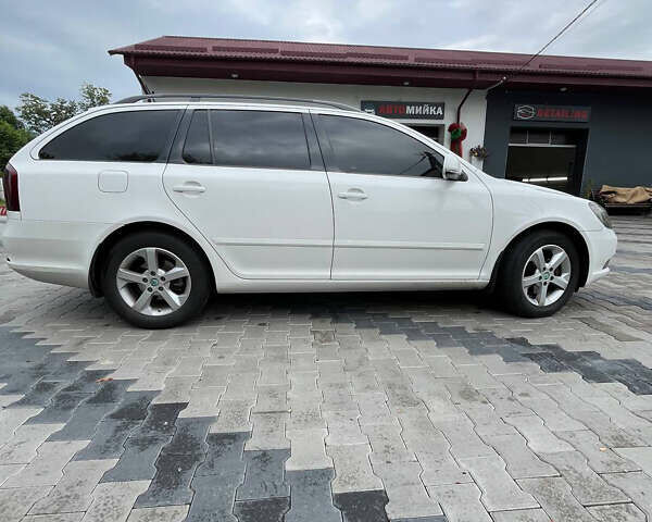 Белый Шкода Октавия, объемом двигателя 1.97 л и пробегом 346 тыс. км за 9399 $, фото 8 на Automoto.ua