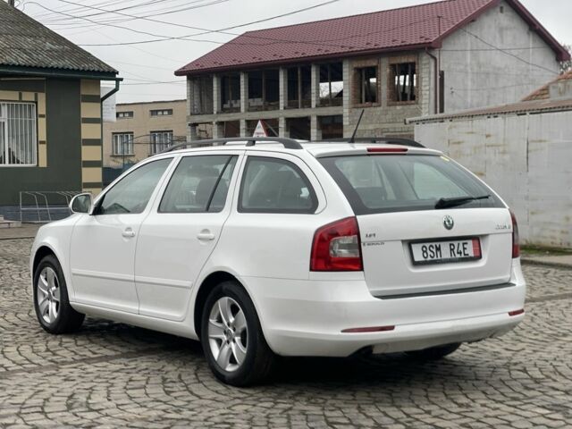 Белый Шкода Октавия, объемом двигателя 1.6 л и пробегом 270 тыс. км за 6950 $, фото 7 на Automoto.ua