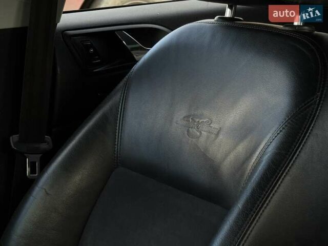 Белый Шкода Октавия, объемом двигателя 1.97 л и пробегом 281 тыс. км за 11800 $, фото 19 на Automoto.ua