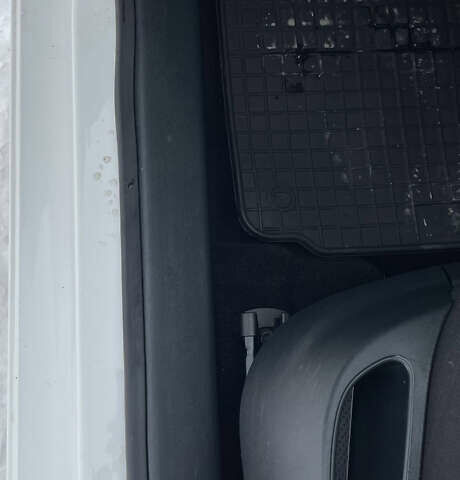 Белый Шкода Октавия, объемом двигателя 0 л и пробегом 155 тыс. км за 8399 $, фото 99 на Automoto.ua