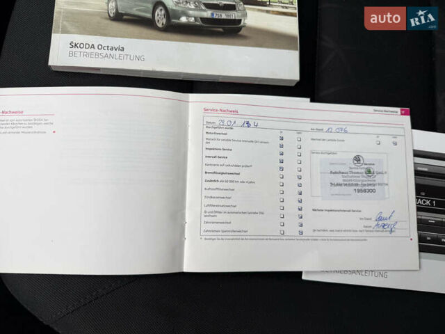 Белый Шкода Октавия, объемом двигателя 1.4 л и пробегом 231 тыс. км за 7000 $, фото 34 на Automoto.ua