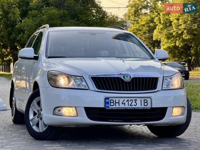 Белый Шкода Октавия, объемом двигателя 1.2 л и пробегом 167 тыс. км за 6999 $, фото 16 на Automoto.ua