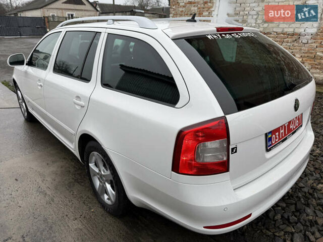 Белый Шкода Октавия, объемом двигателя 1.4 л и пробегом 231 тыс. км за 7000 $, фото 13 на Automoto.ua