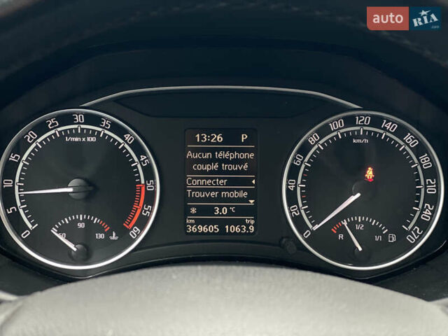 Белый Шкода Октавия, объемом двигателя 1.97 л и пробегом 369 тыс. км за 10999 $, фото 72 на Automoto.ua